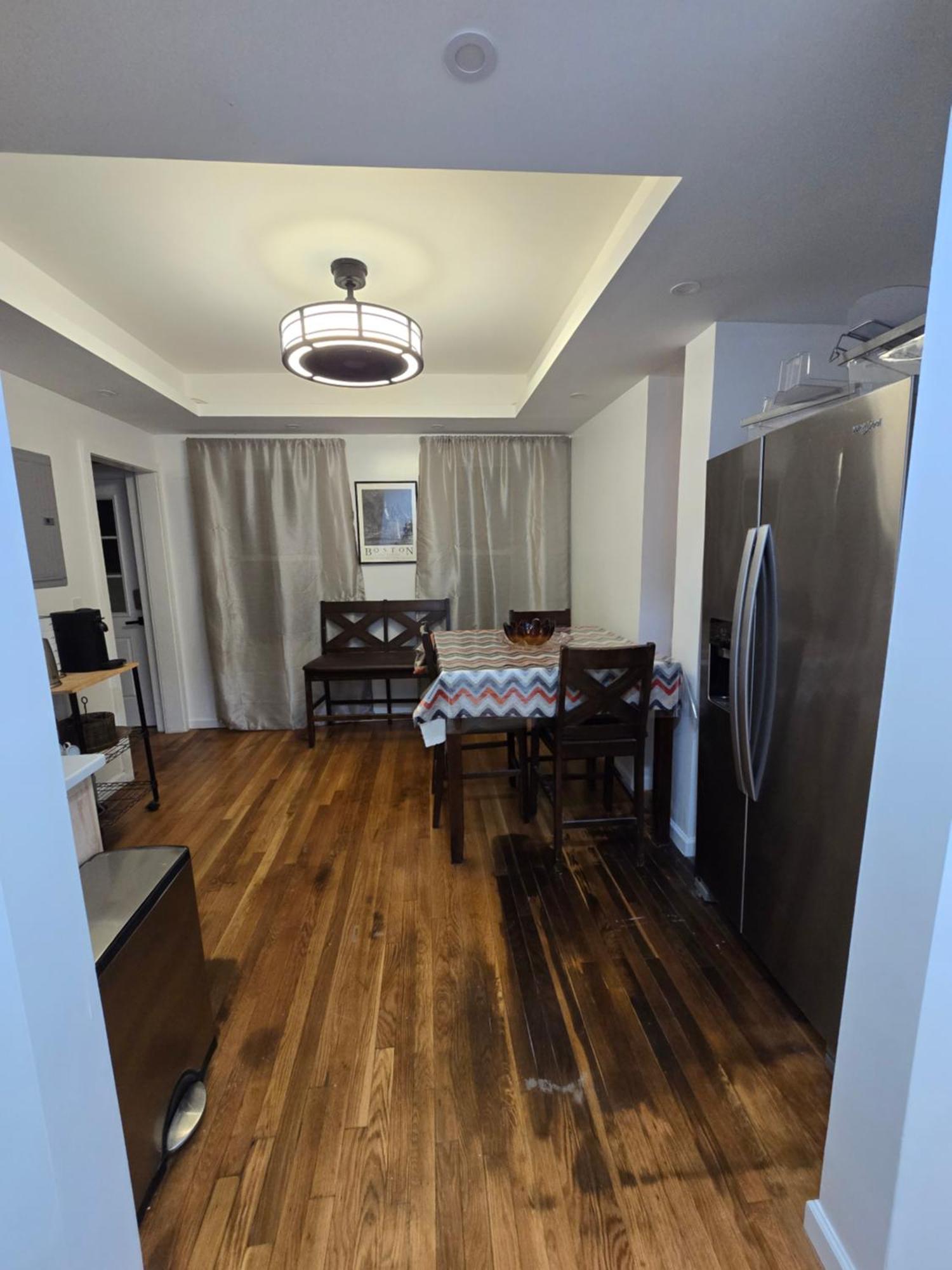 Beautiful Boston Bedroom - New Renovation Екстер'єр фото